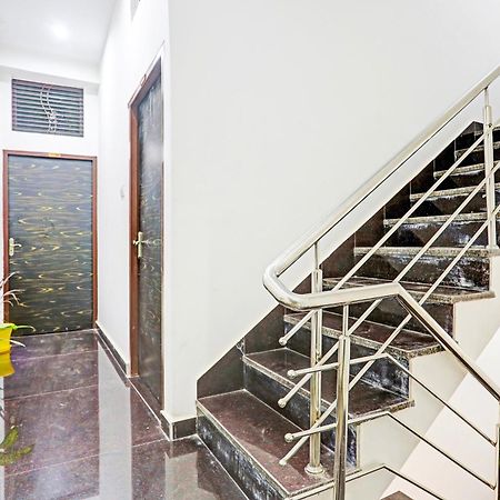 Hotel O The Maruti Paying Guest House Benares Buitenkant foto