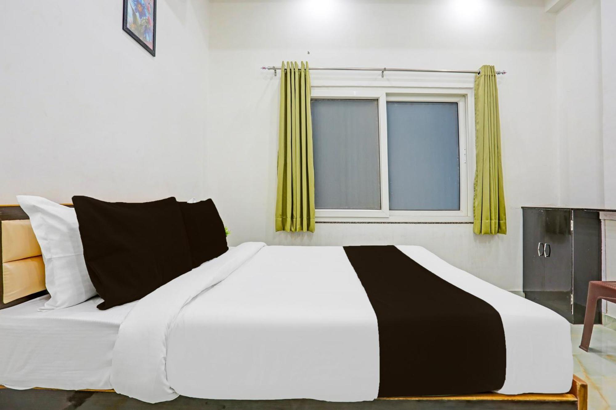 Hotel O The Maruti Paying Guest House Benares Buitenkant foto
