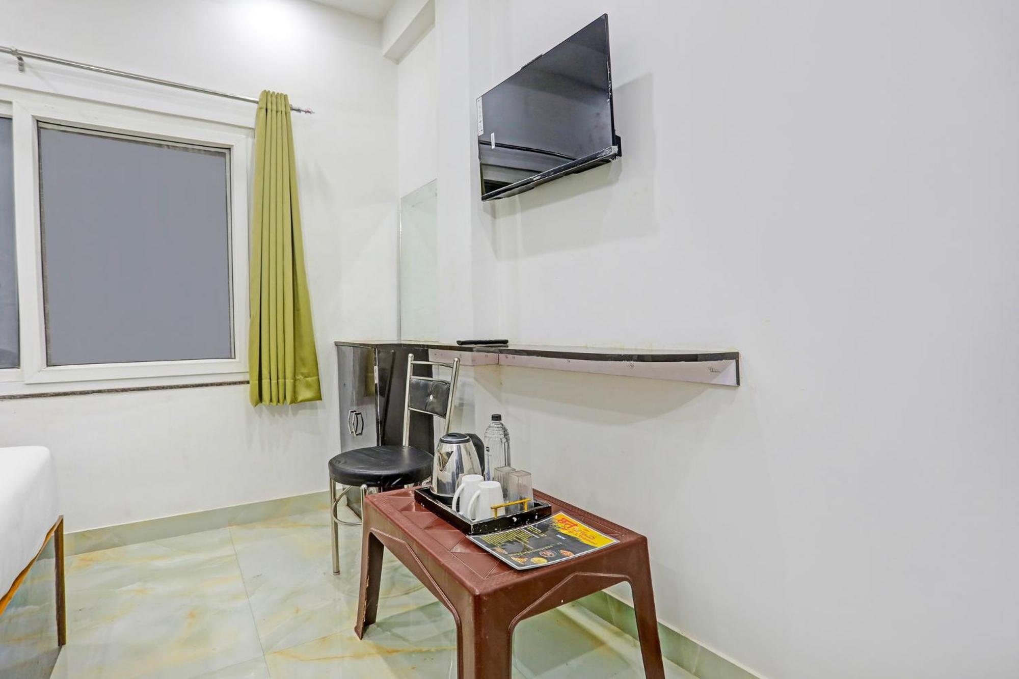 Hotel O The Maruti Paying Guest House Benares Buitenkant foto